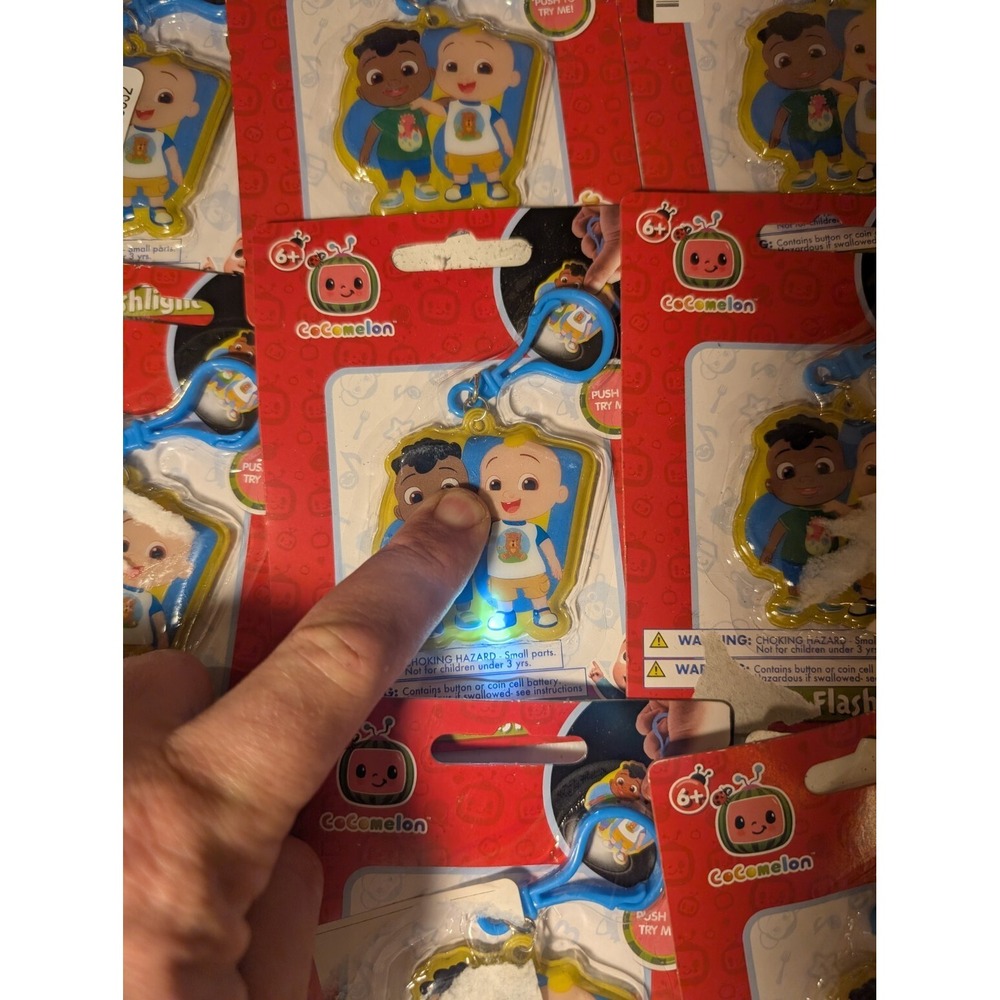 Lot of 44 LED Flashlight Keychains CoComelon Spiderman‎ Mix Kids Toys Tested - Picture 2 of 2